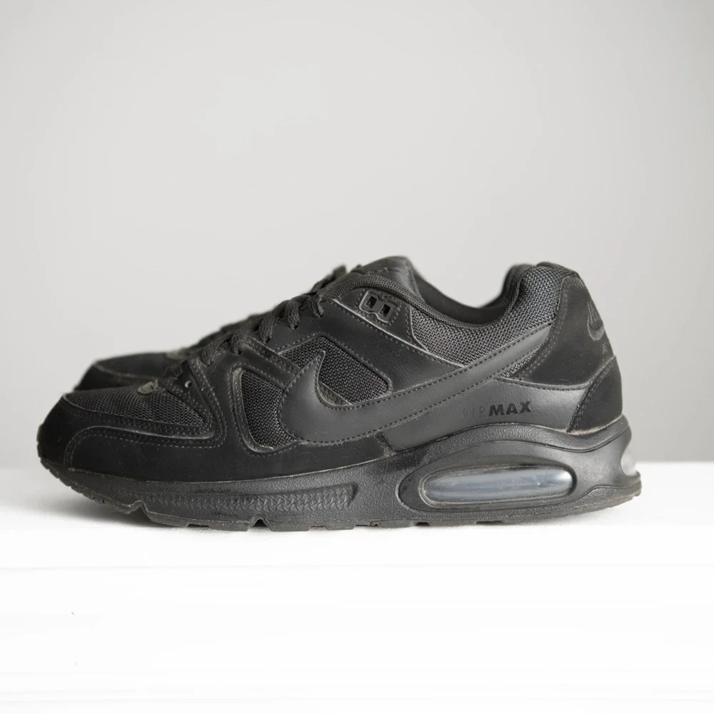 Nike Air Max Command Triple Black Mens Sz 10.5 Streetwear Athleisure Stealth Gym